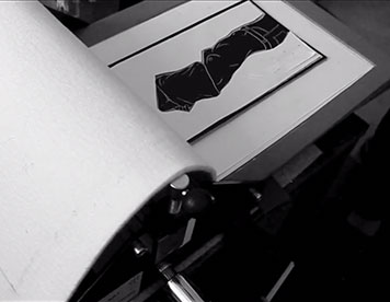 Linogravure - Vidéo process d'impression